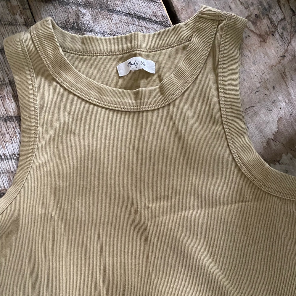 Green halter tank top!